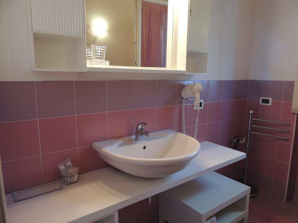Villa Rosa Moniga del Garda Oda fotoğraf